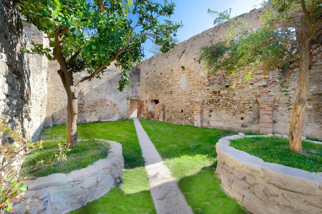 Torre Della Loggia - Dimora Storica - Ortona Bed & Breakfast Luaran gambar