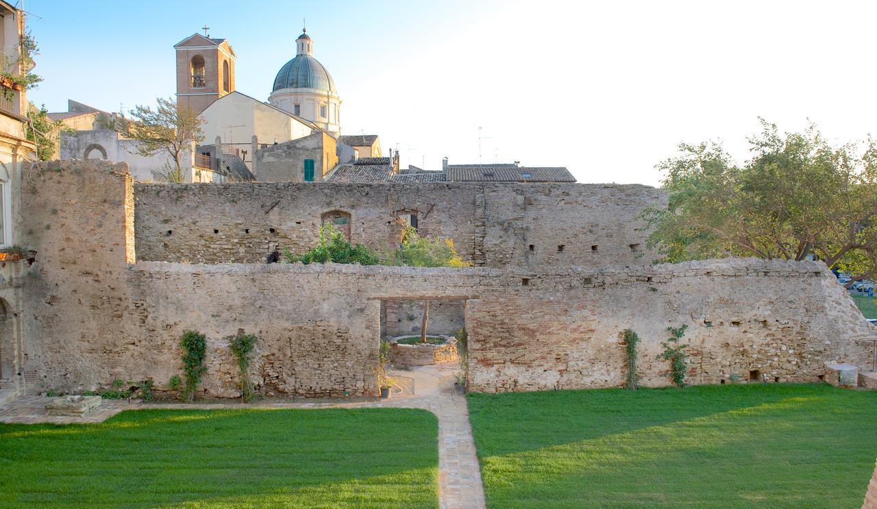 Torre Della Loggia - Dimora Storica - Ortona Bed & Breakfast Luaran gambar