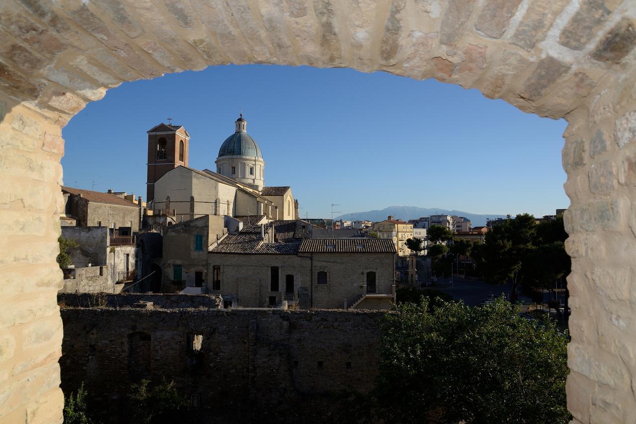 Torre Della Loggia - Dimora Storica - Ortona Bed & Breakfast Luaran gambar